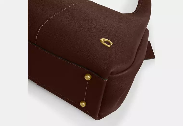 Shoulder Bags